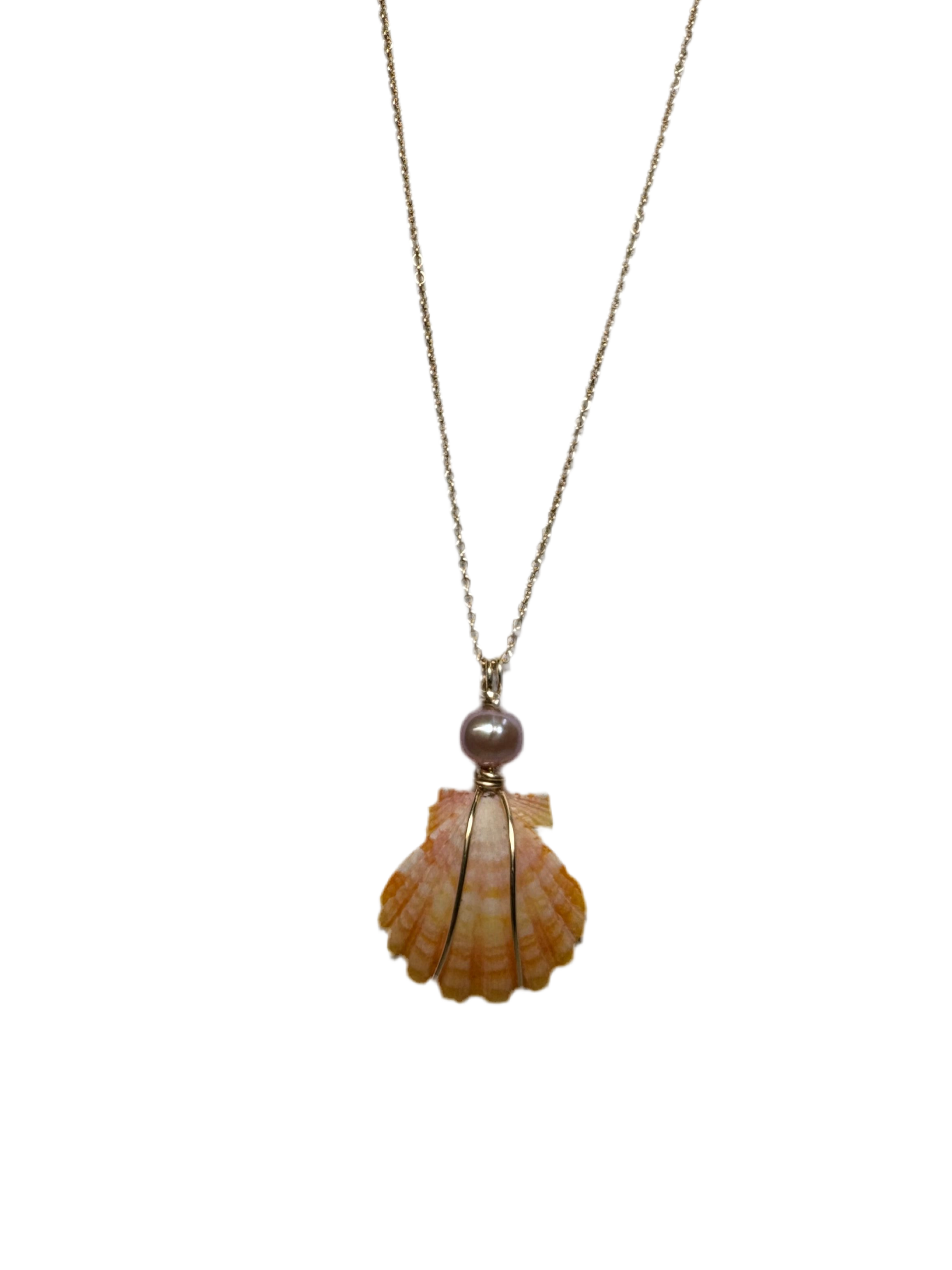 Sunrise shell necklace with Edison Pearl