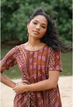 Kahelelani Punahele Tee Dress in Makuʻe