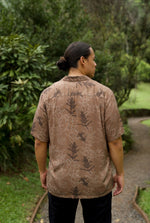 Kāne Aloha Shirt-Liko Lehua in Maku'e (brown)