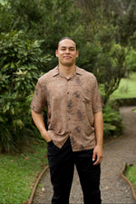 Kāne Aloha Shirt-Liko Lehua in Maku'e (brown)