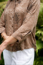 Panina Top-Liko Lehua in Maku'e (dark brown)