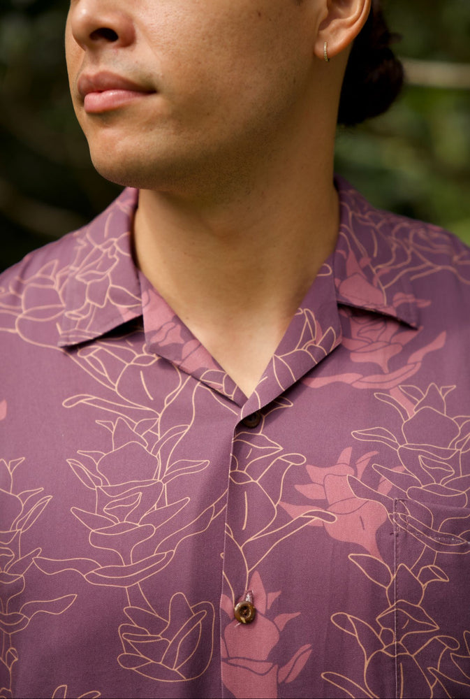 Kāne Aloha Shirt-Liko Lehua in Poni (purple)