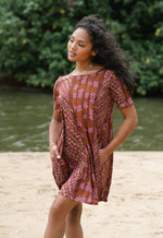 Kahelelani Punahele Tee Dress in Makuʻe