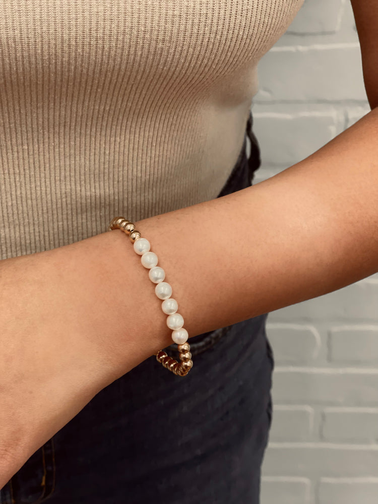 Classic Freshwater Pearl Bracelet