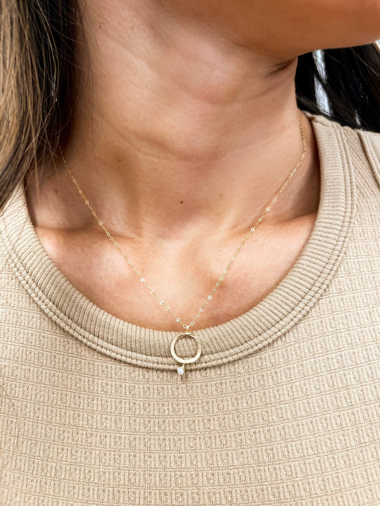 Circle & Pearl Necklace