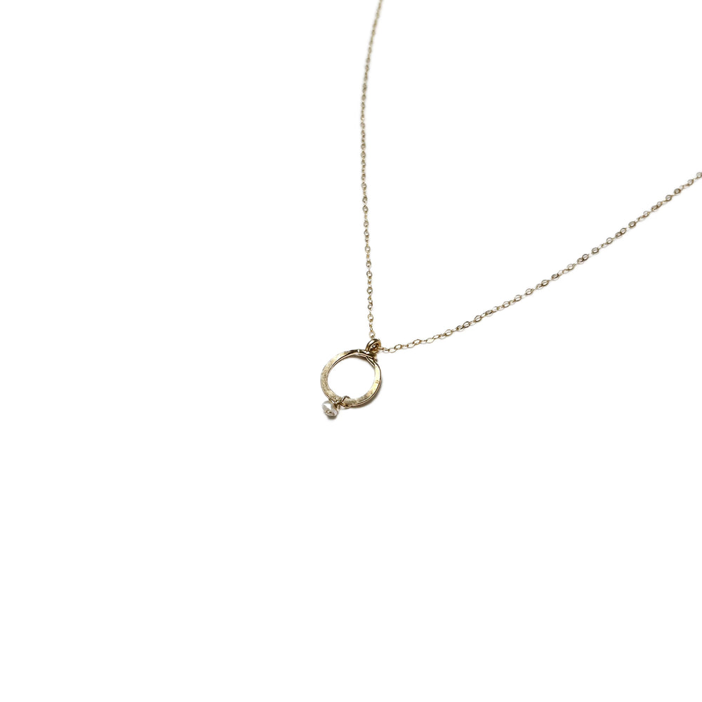 Circle & Pearl Necklace